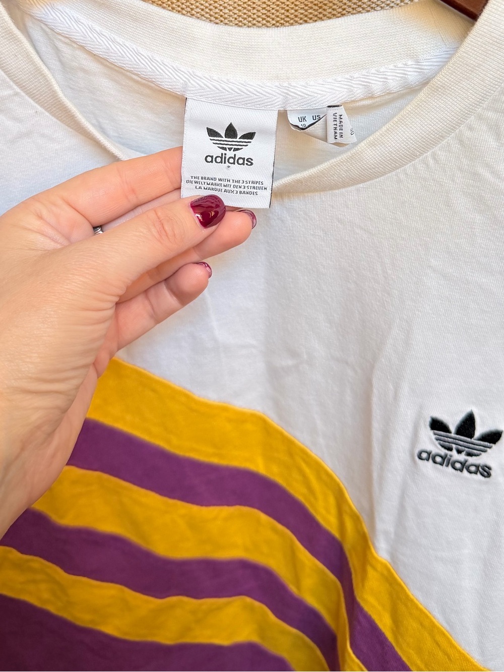 Adidas Originals Colorblock Cropped T-Shirt White Purple Yellow Aqua L - Picture 3 of 5